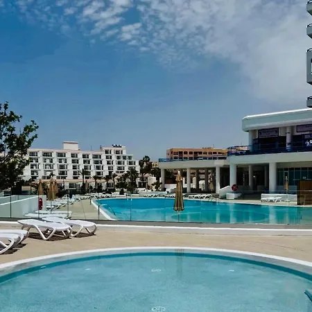 Panoramic View Playa Paraiso * 아데제